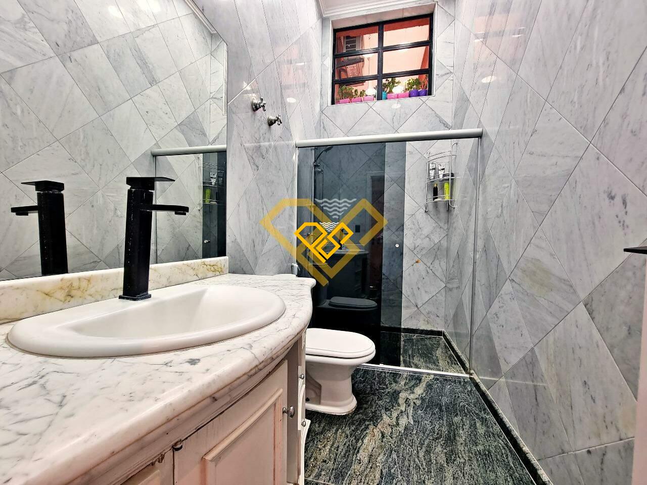 Casa à venda no Santa Terezinha: Wc Suíte 3
