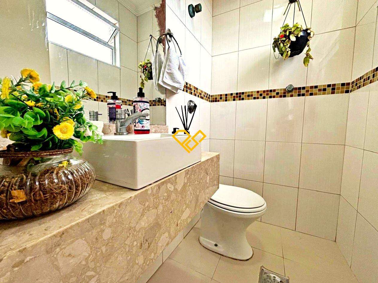 Apartamento à venda no Pompéia: Wc de serviço