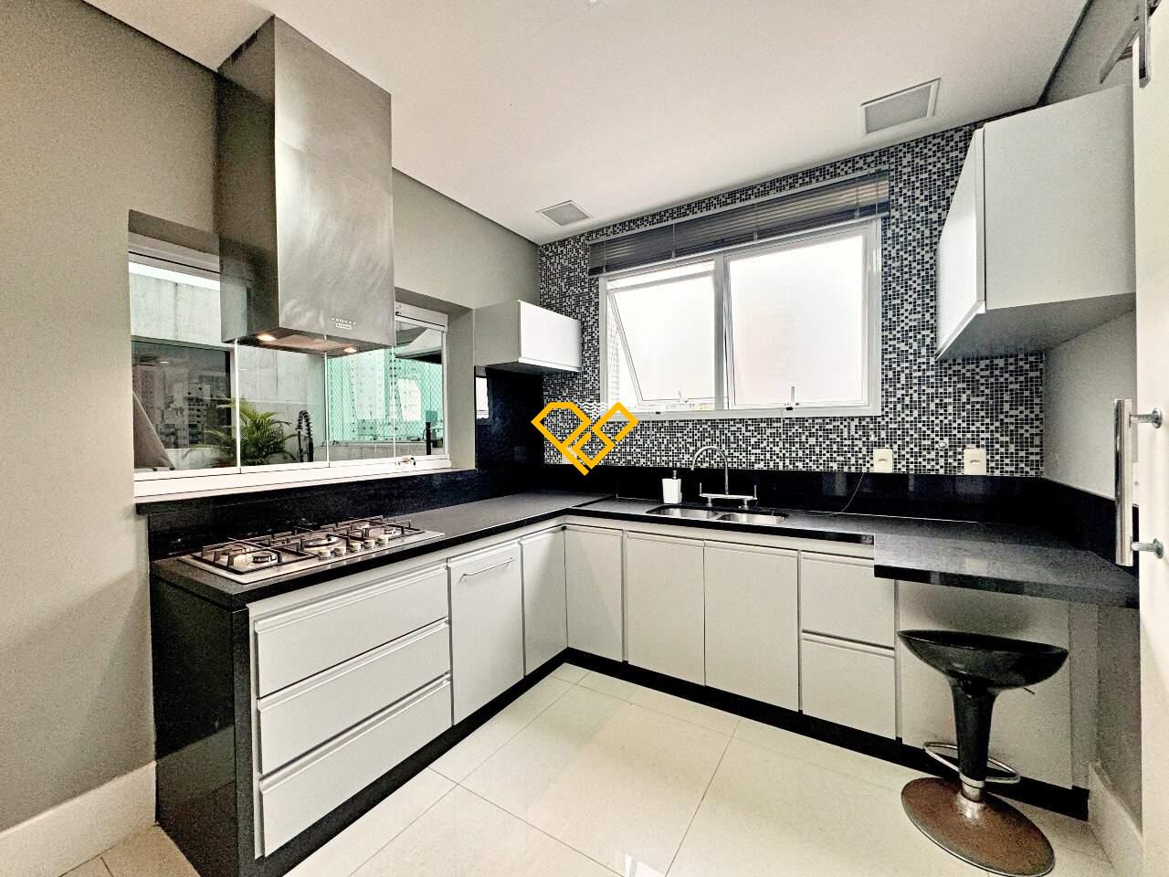 Cobertura à venda no Boqueirão: 