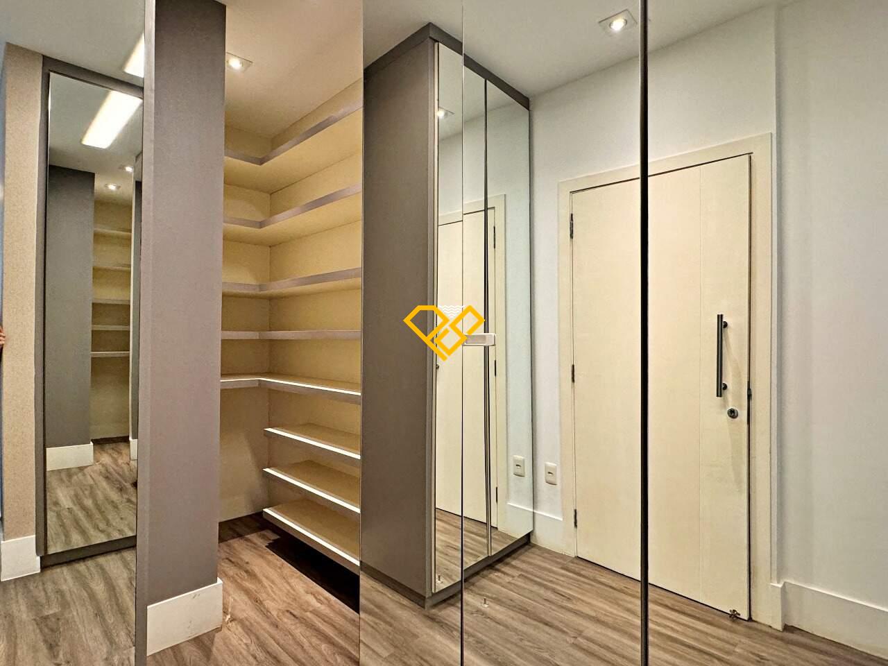 Cobertura à venda no Boqueirão: 