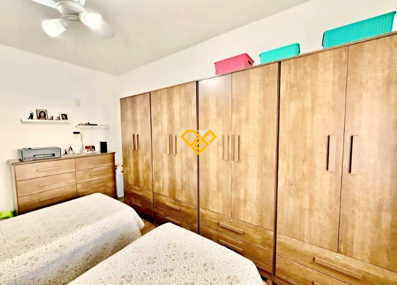Apartamento à venda no Ponta da Praia: Dormitório 2