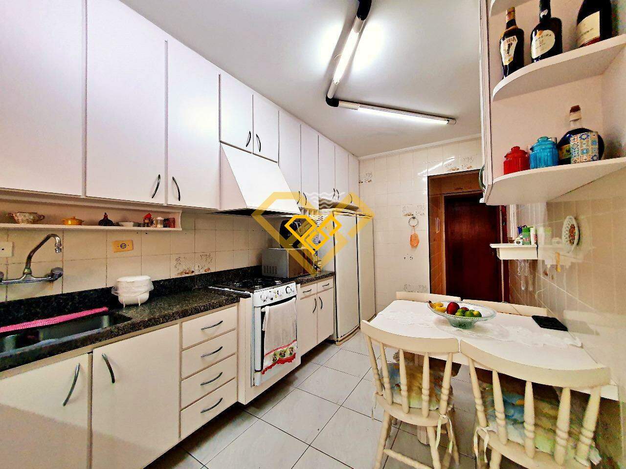 Apartamento à venda no Marapé: 