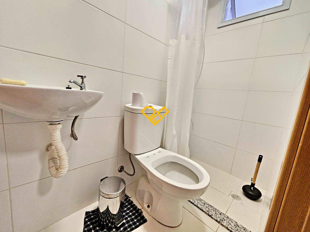 Apartamento à venda no Boqueirão: Wc de serviço