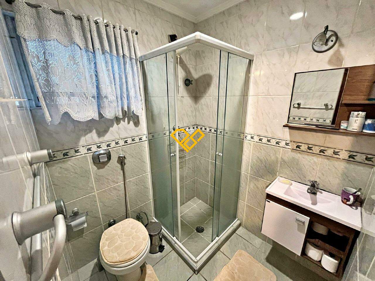 Apartamento à venda no Campo Grande: Wc social