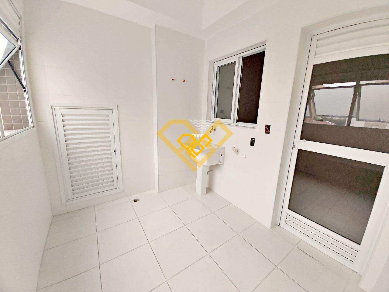 Apartamento à venda no Embaré: Área de Serviço