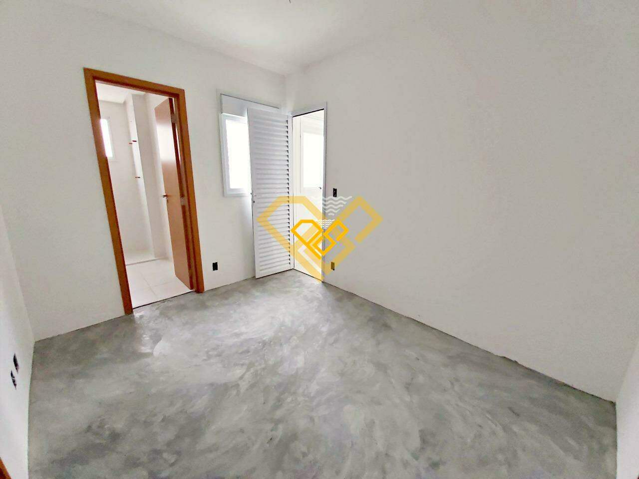 Apartamento à venda no Embaré: Dependência