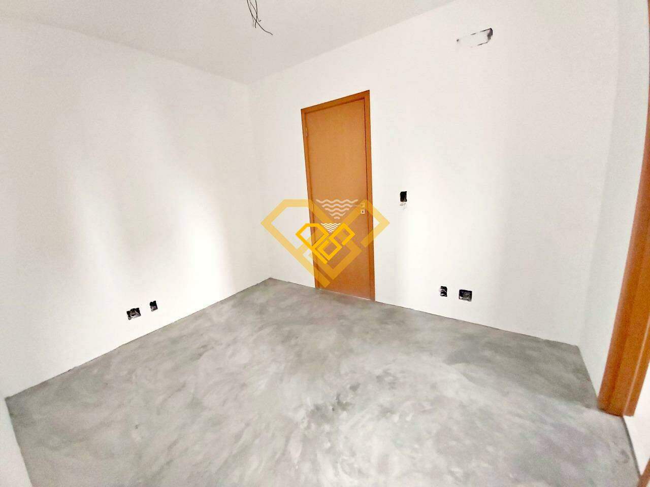 Apartamento à venda no Embaré: Dependência