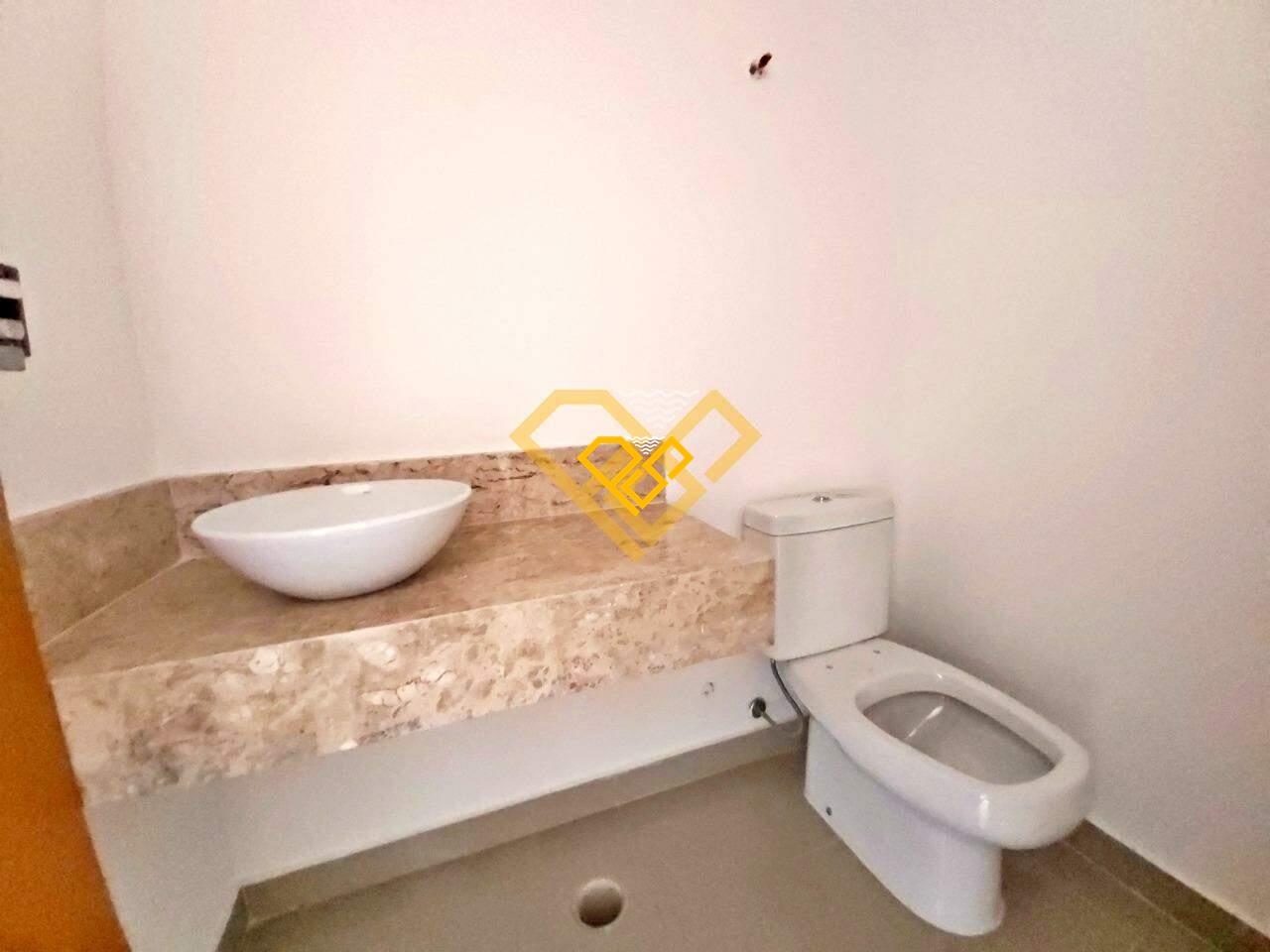 Apartamento à venda no Embaré: LAVABO