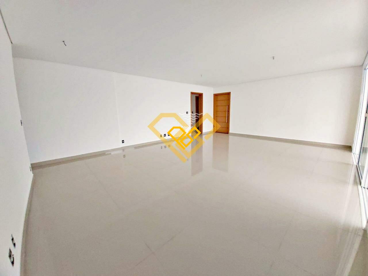 Apartamento à venda no Embaré: SALA