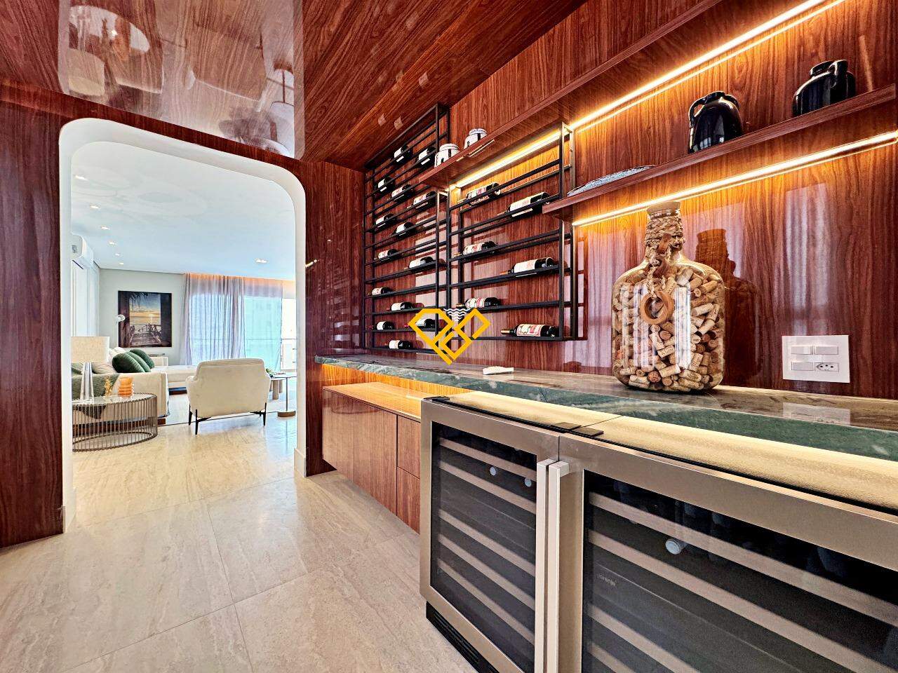 Apartamento à venda no Gonzaga: adega