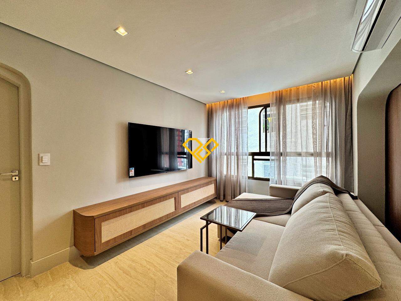 Apartamento à venda no Gonzaga: sala TV