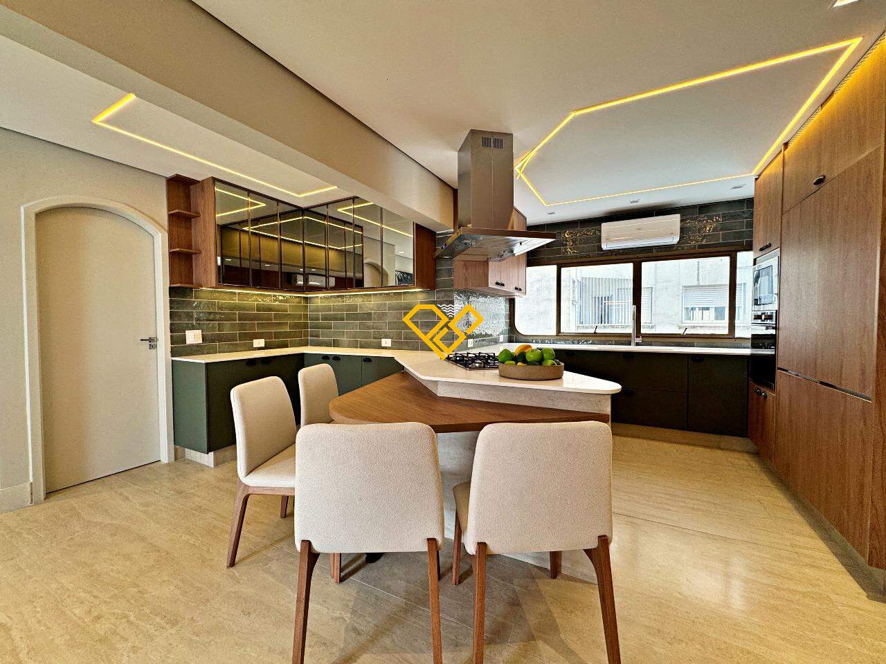 Apartamento à venda no Gonzaga: cozinha com copa