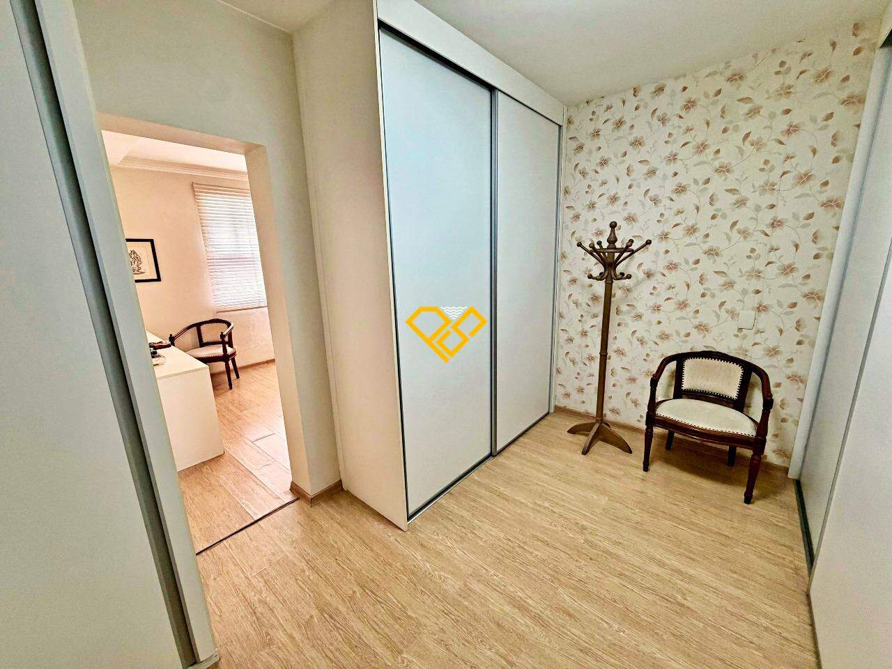 Cobertura à venda no Pompéia: Dormitório 1 - suíte master - closet
