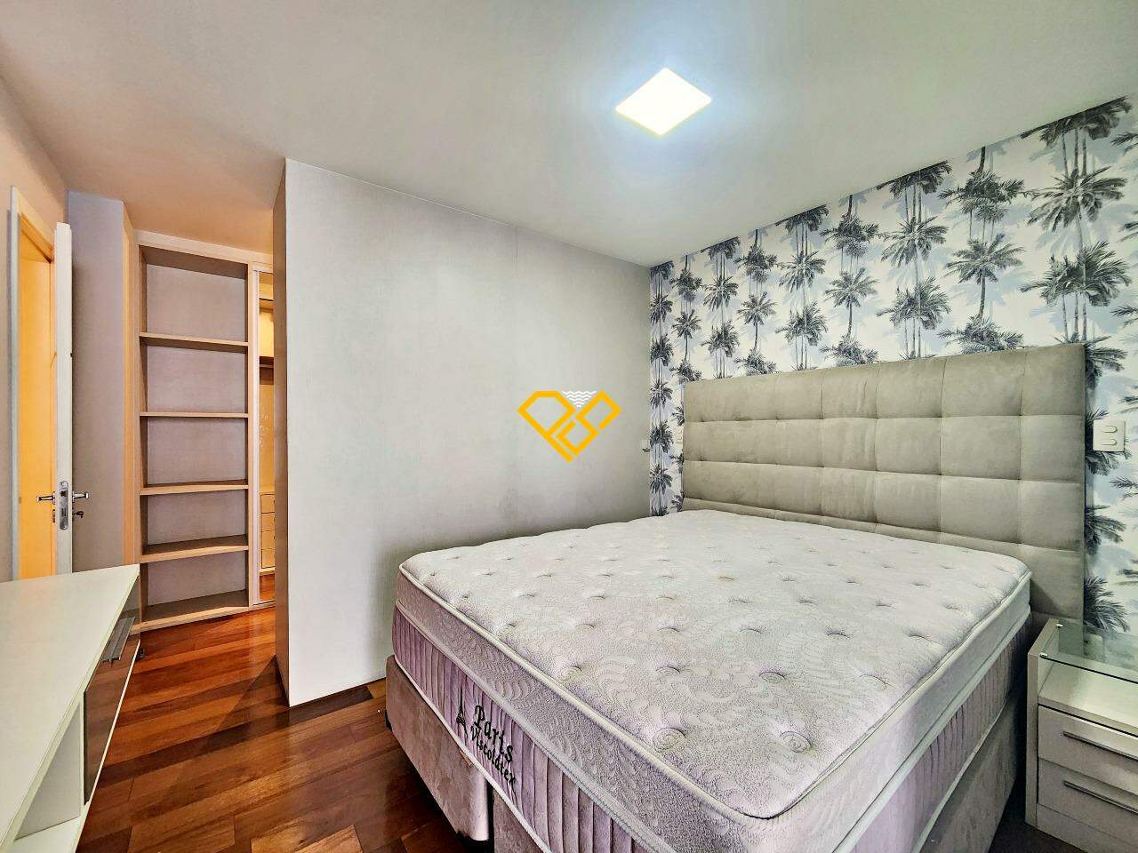 Apartamento à venda no Embaré: Suíte 1