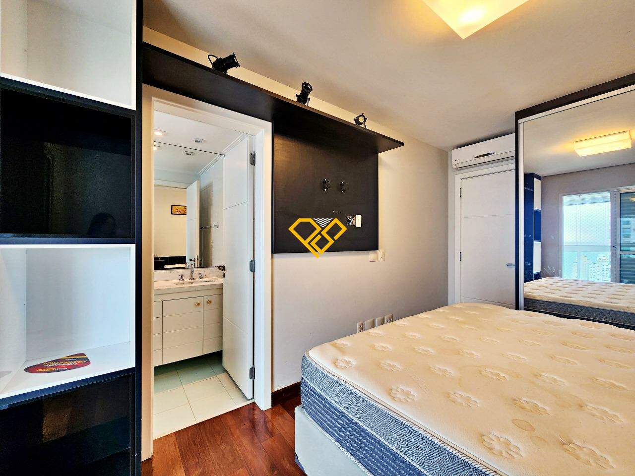Apartamento à venda no Embaré: Suíte 2