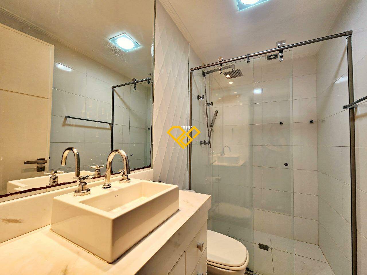 Apartamento à venda no Embaré: Wc suíte 3