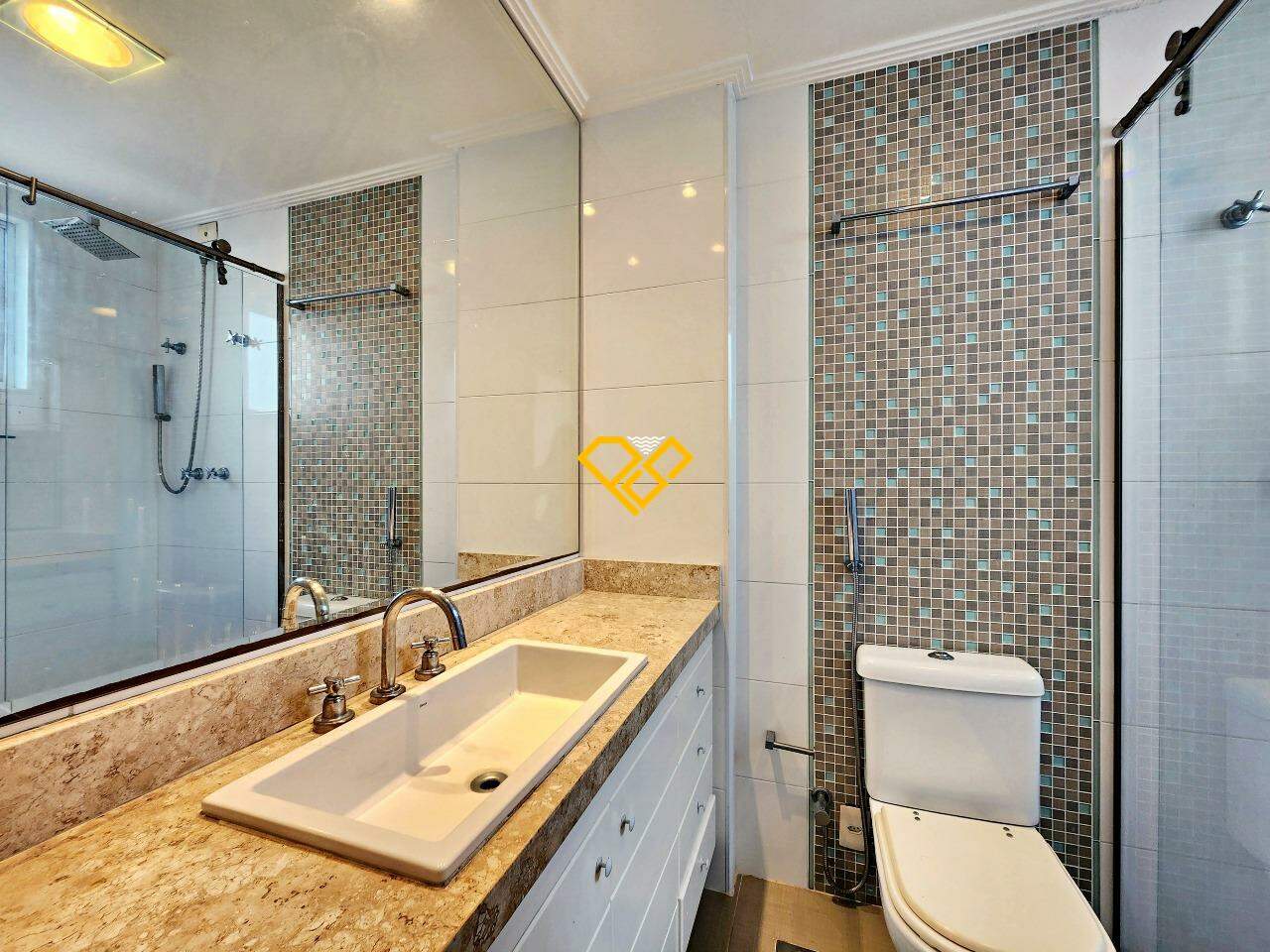 Apartamento à venda no Embaré: Wc suíte 1