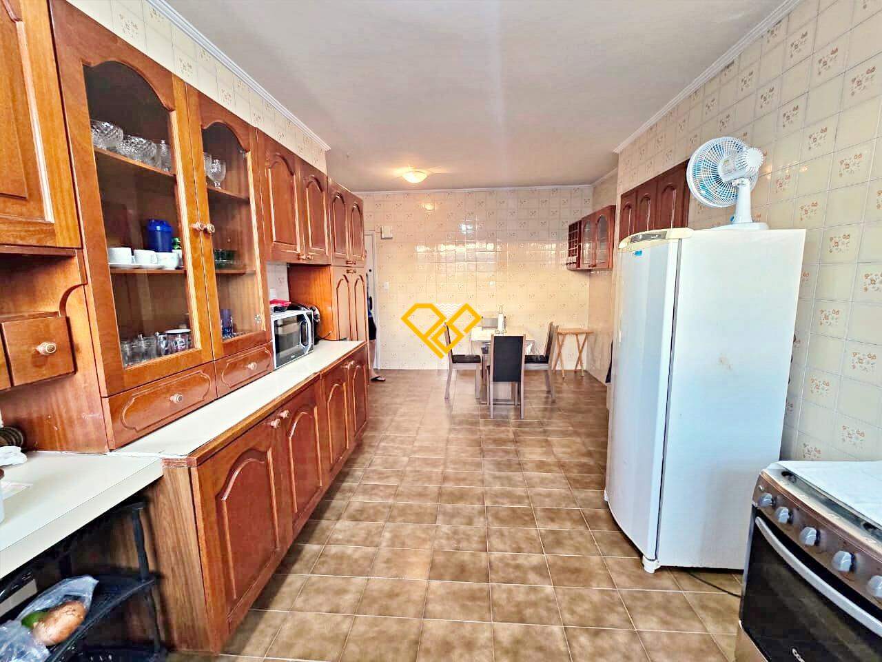 Apartamento à venda no Gonzaga: Cozinha