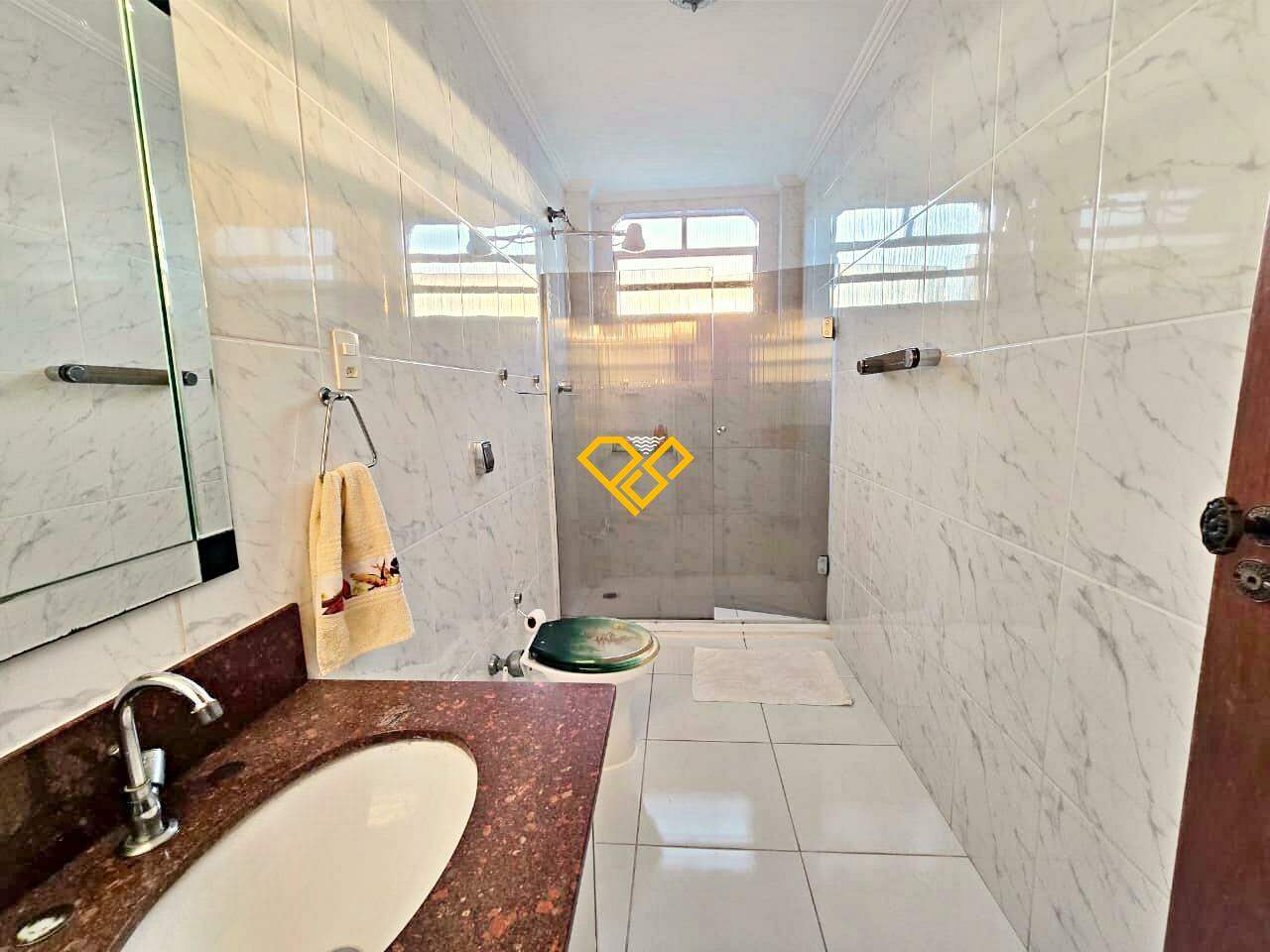 Apartamento à venda no Gonzaga: Wc social