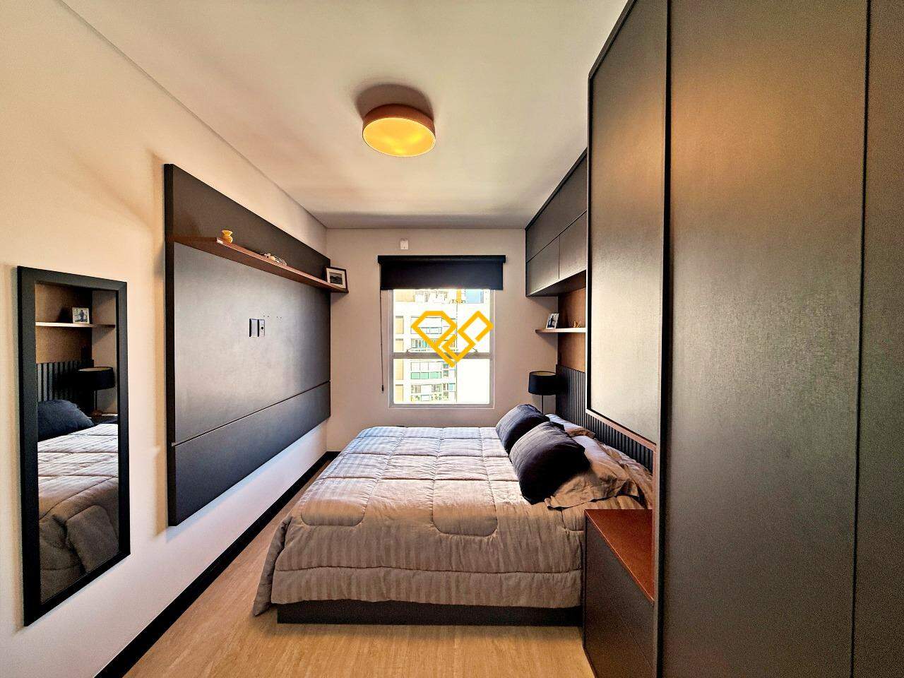 Apartamento à venda no Embaré: Dormitório 1 - suíte