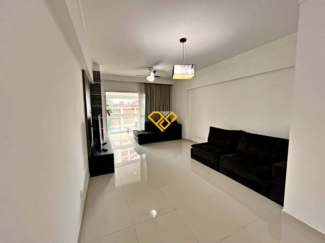 Apartamento à venda no Ponta da Praia: Sala