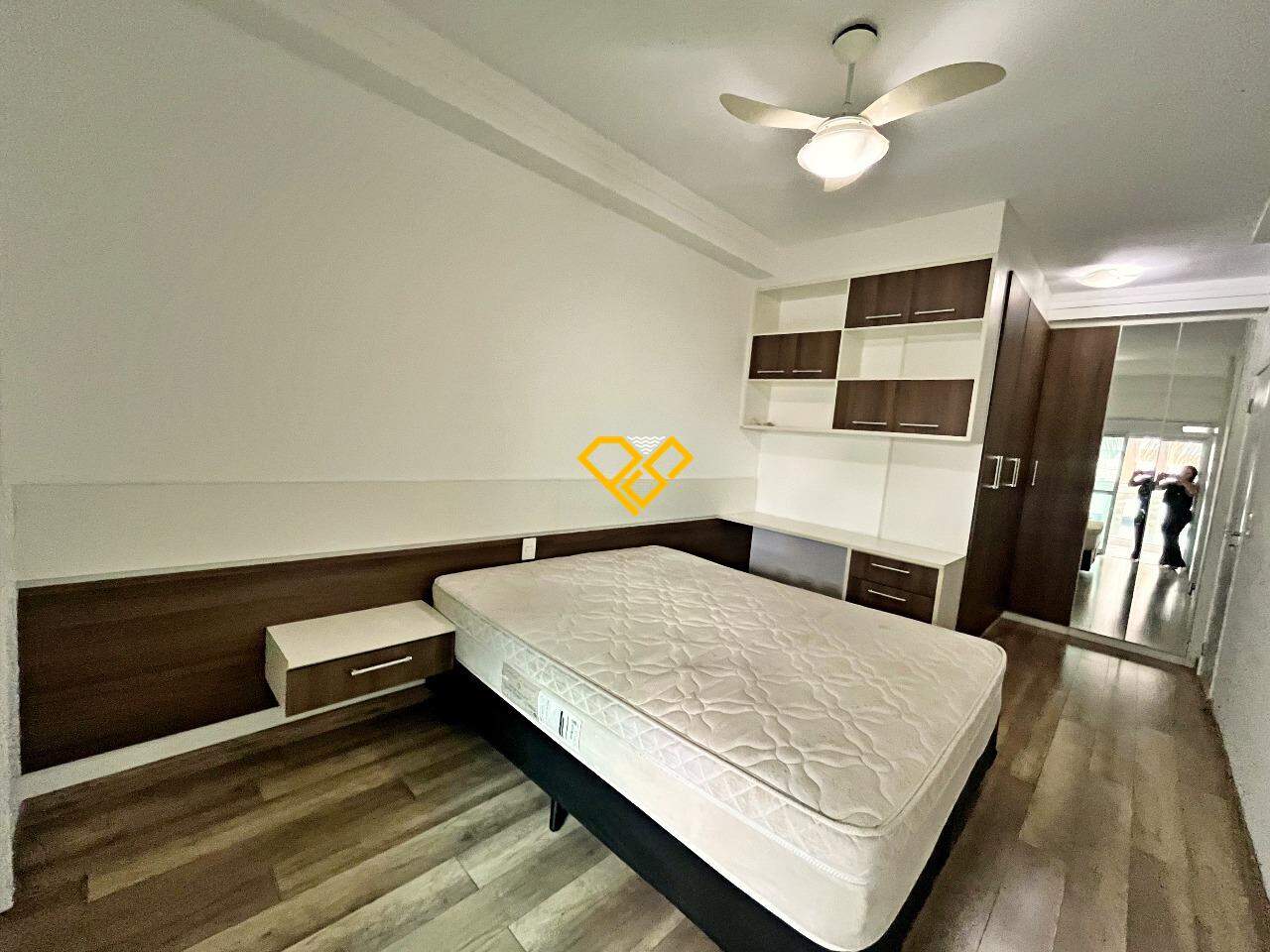 Apartamento à venda no Ponta da Praia: Suíte 2