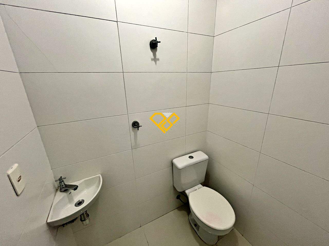 Apartamento à venda no Ponta da Praia: Wc de serviço