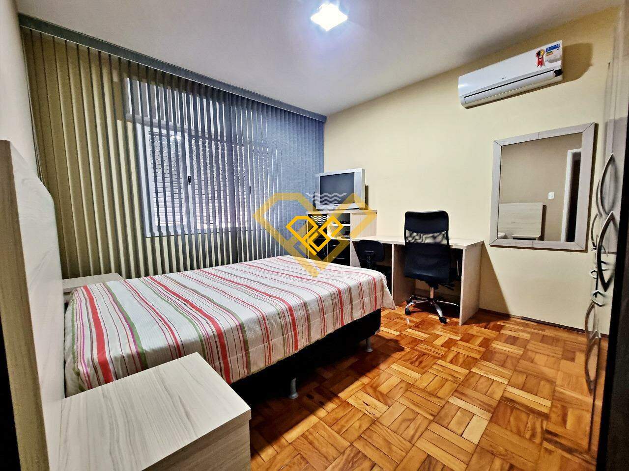 Apartamento à venda no Gonzaga: suíte