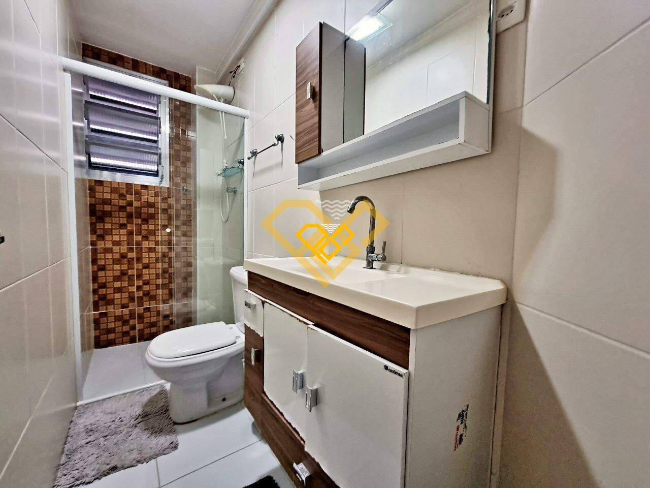 Apartamento à venda no Gonzaga: wc suíte