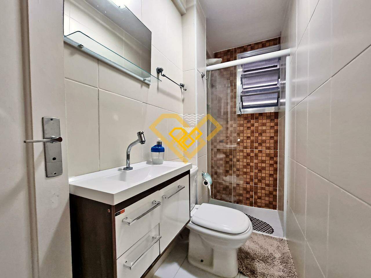Apartamento à venda no Gonzaga: wc