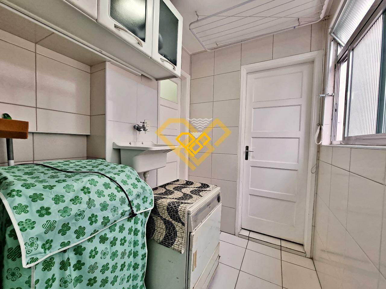 Apartamento à venda no Gonzaga: área de serviço