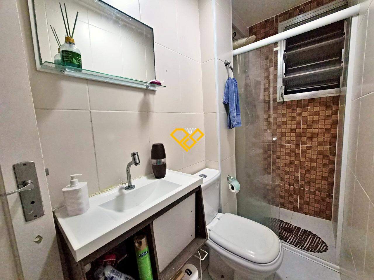 Apartamento à venda no Gonzaga: Wc social