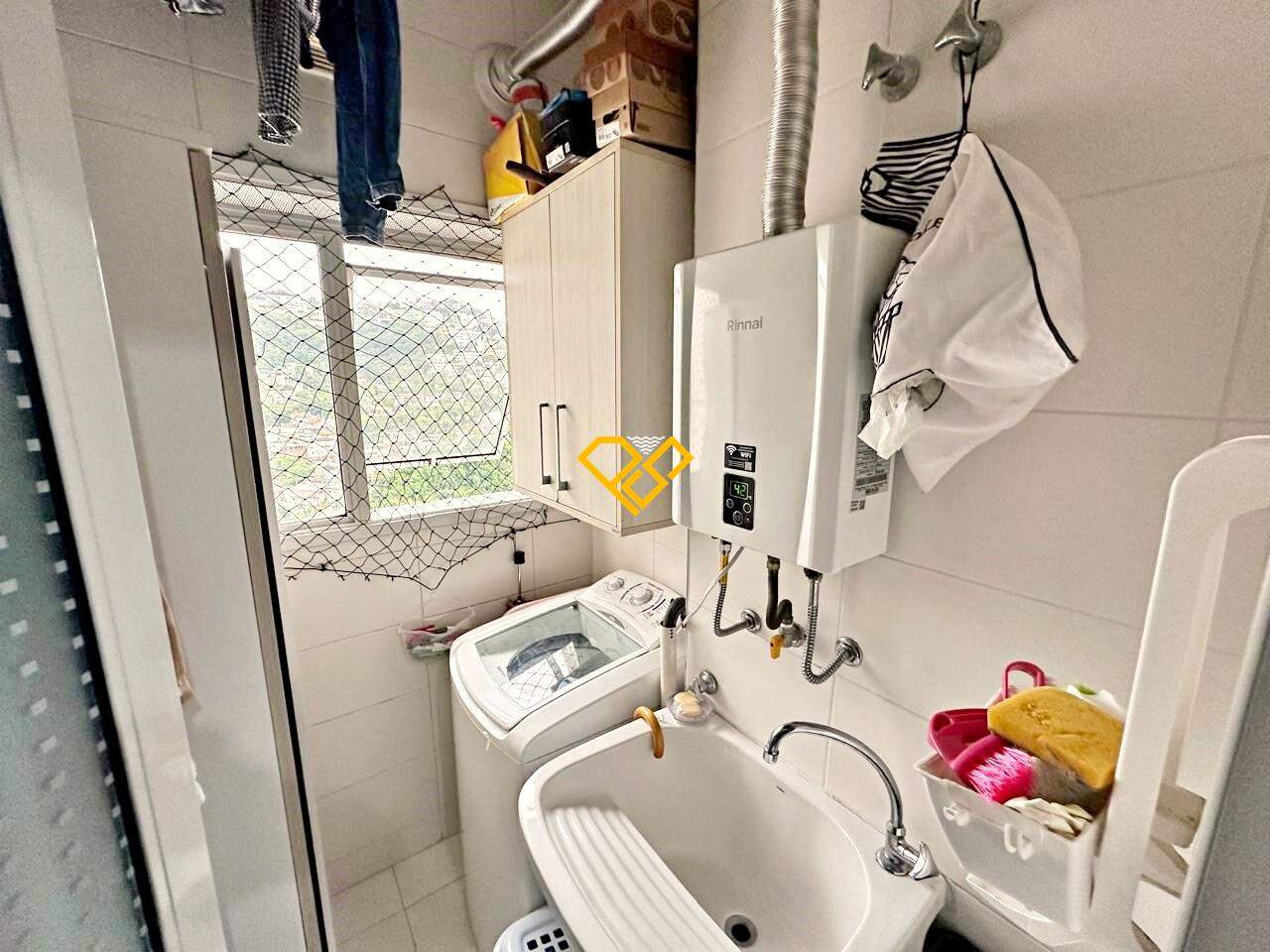 Apartamento à venda no José Menino: Área de serviço
