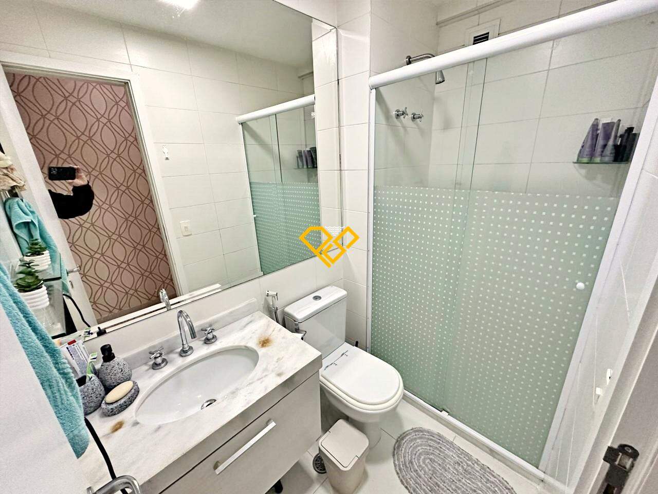 Apartamento à venda no José Menino: Wc social