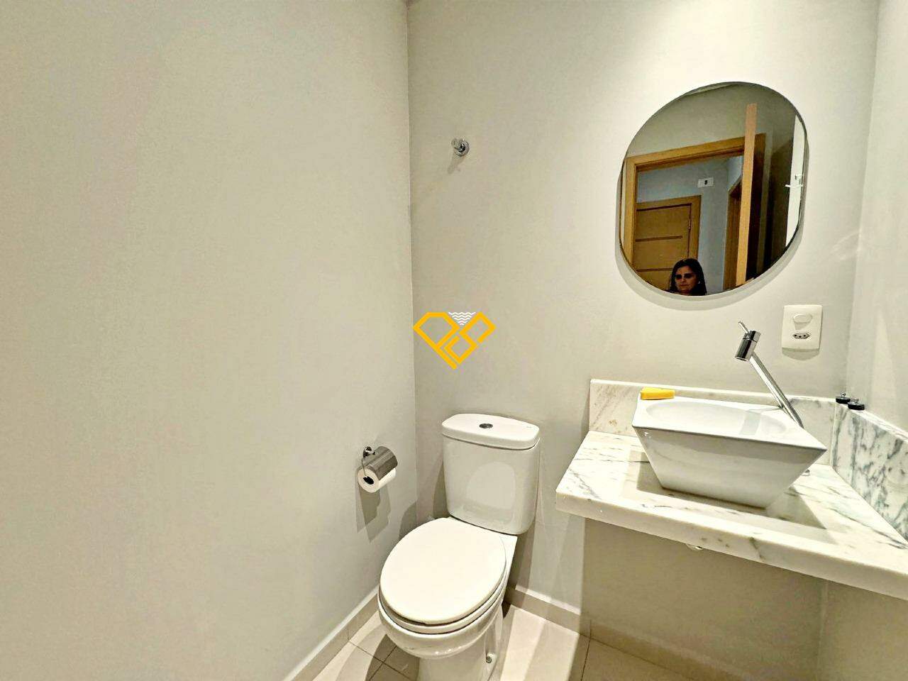 Apartamento à venda no Boqueirão: Lavabo