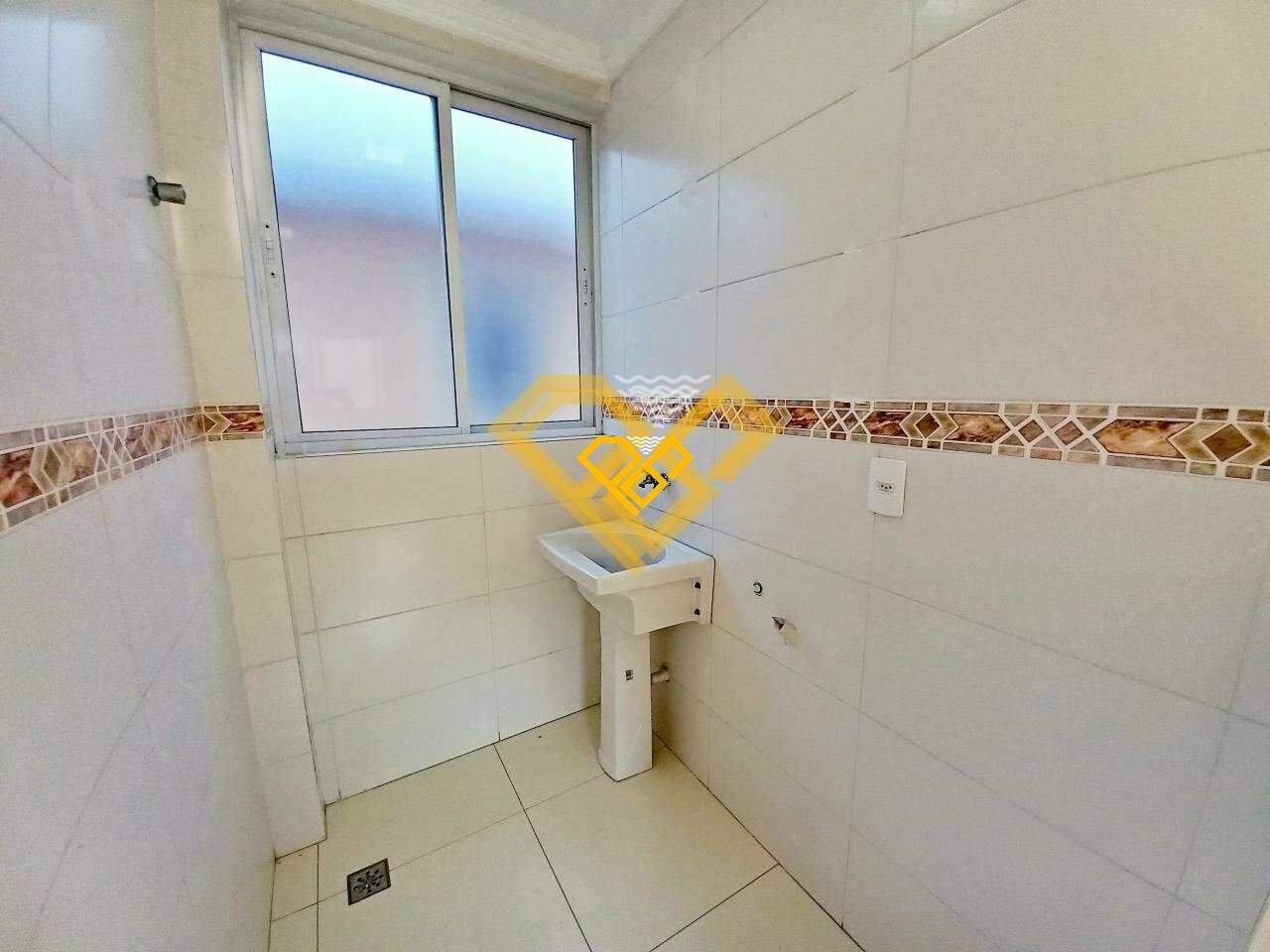 Casa à venda no Estuário: Área de Serviço