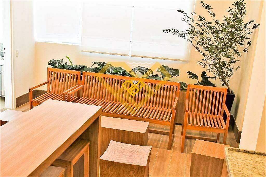 Apartamento à venda no Ponta da Praia: 