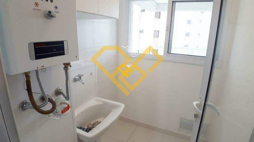 Apartamento à venda no Ponta da Praia: ÁREA DE SERVIÇO