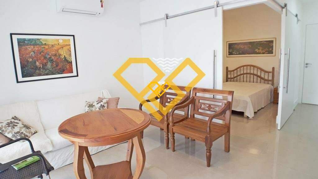 Apartamento à venda no Ponta da Praia: SALA