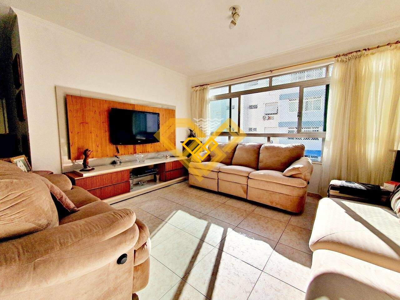 Apartamento à venda no Ponta da Praia: SALA