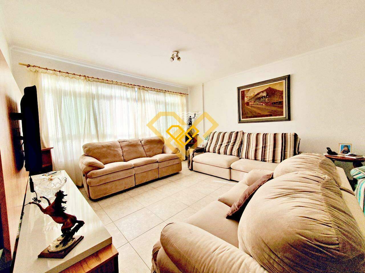 Apartamento à venda no Ponta da Praia: SALA