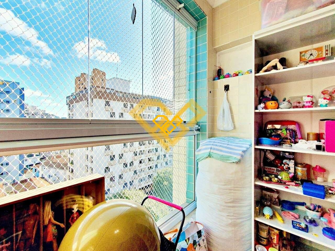 Apartamento à venda no Ponta da Praia: VARANDA