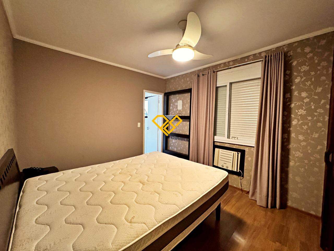 Apartamento à venda no Gonzaga: Dormitório 1 - suíte