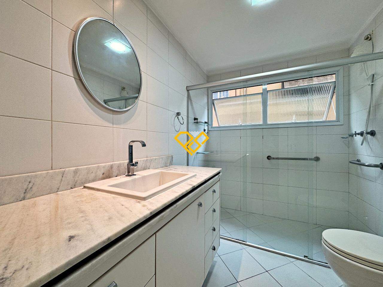 Apartamento à venda no Gonzaga: Wc social