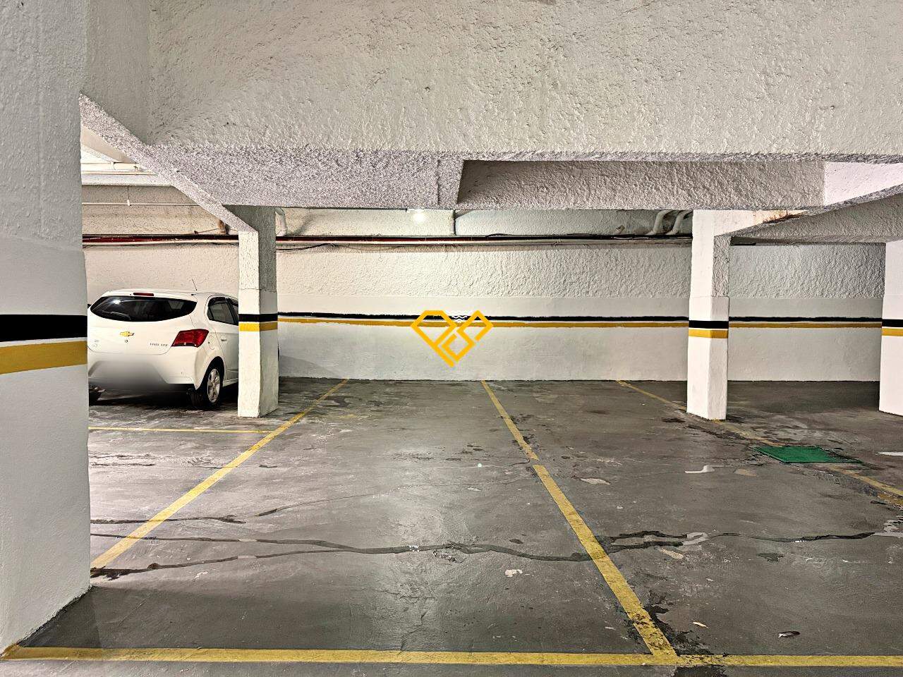 Apartamento à venda no Gonzaga: Garagem