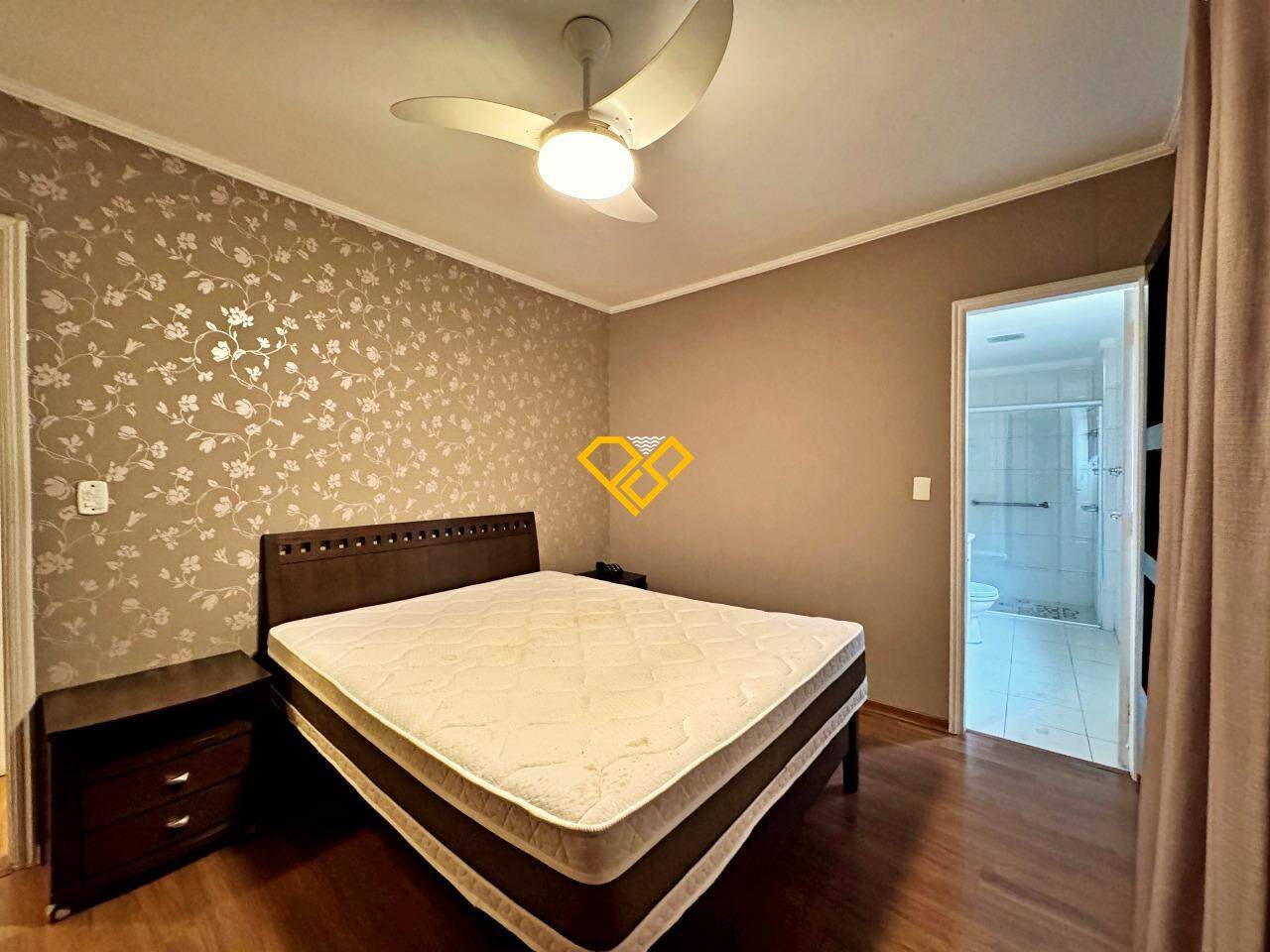 Apartamento à venda no Gonzaga: Dormitório 1 - suíte