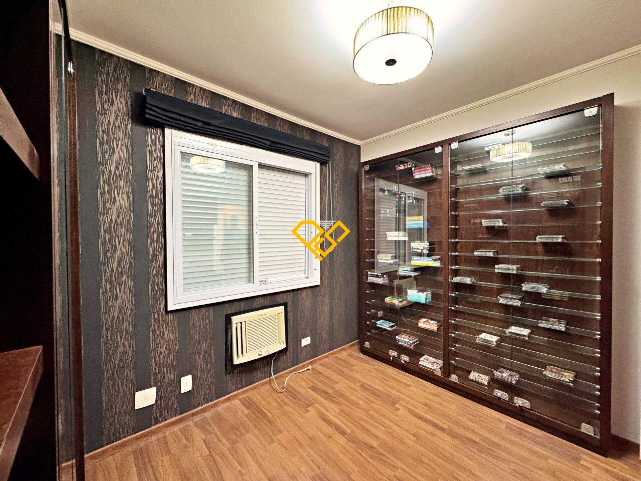 Apartamento à venda no Gonzaga: Dormitório 4