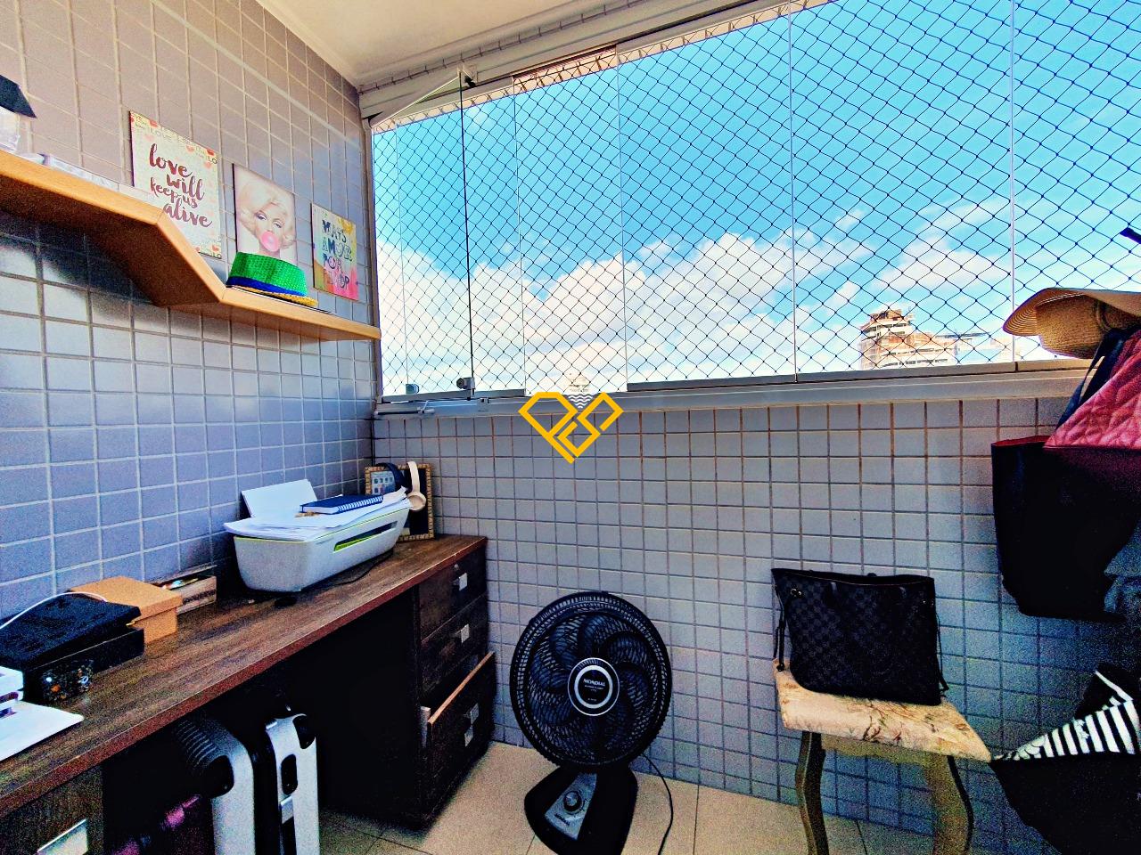 Apartamento à venda no Gonzaga: Varanda