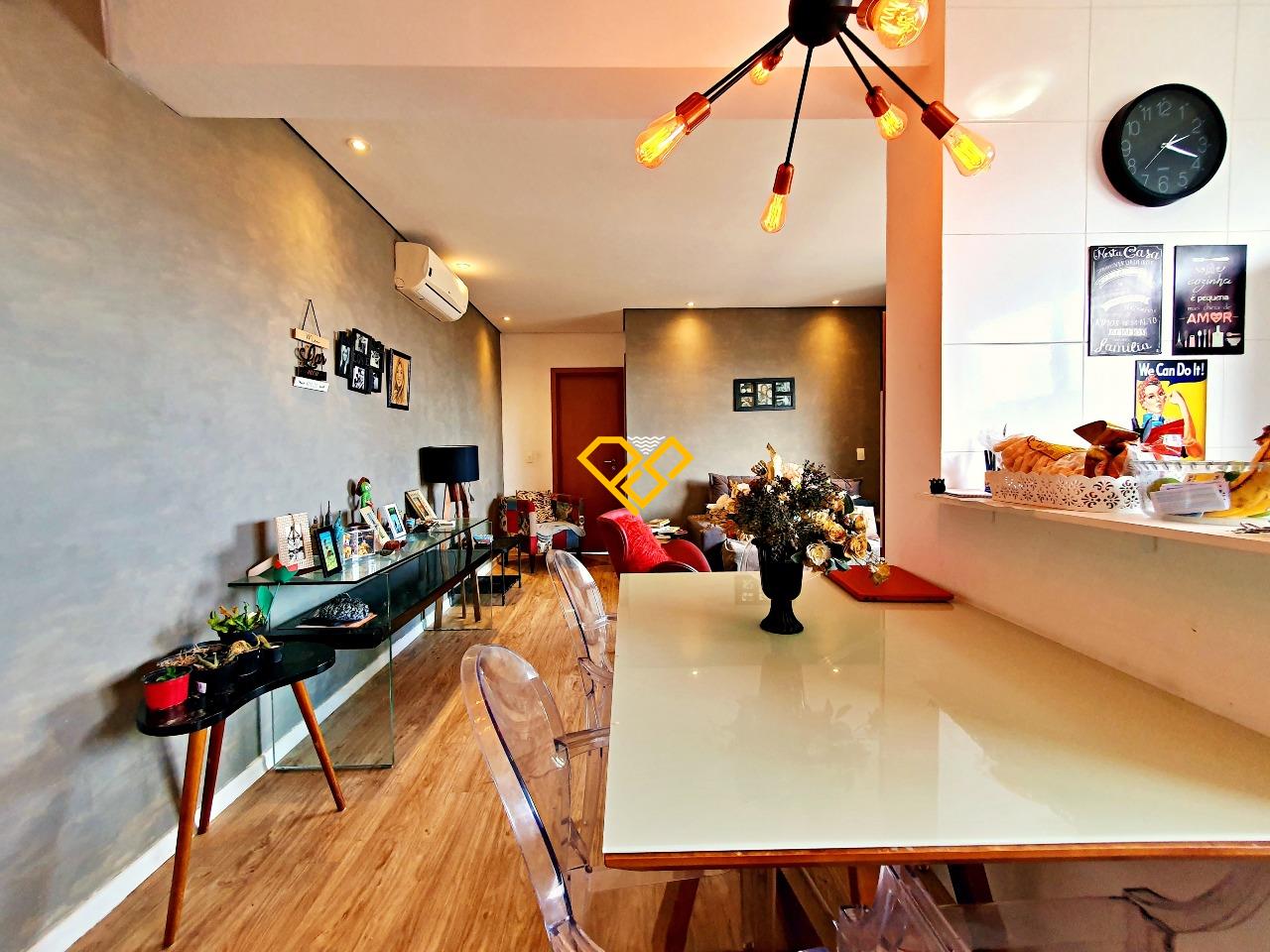 Apartamento à venda no Gonzaga: Sala de jantar