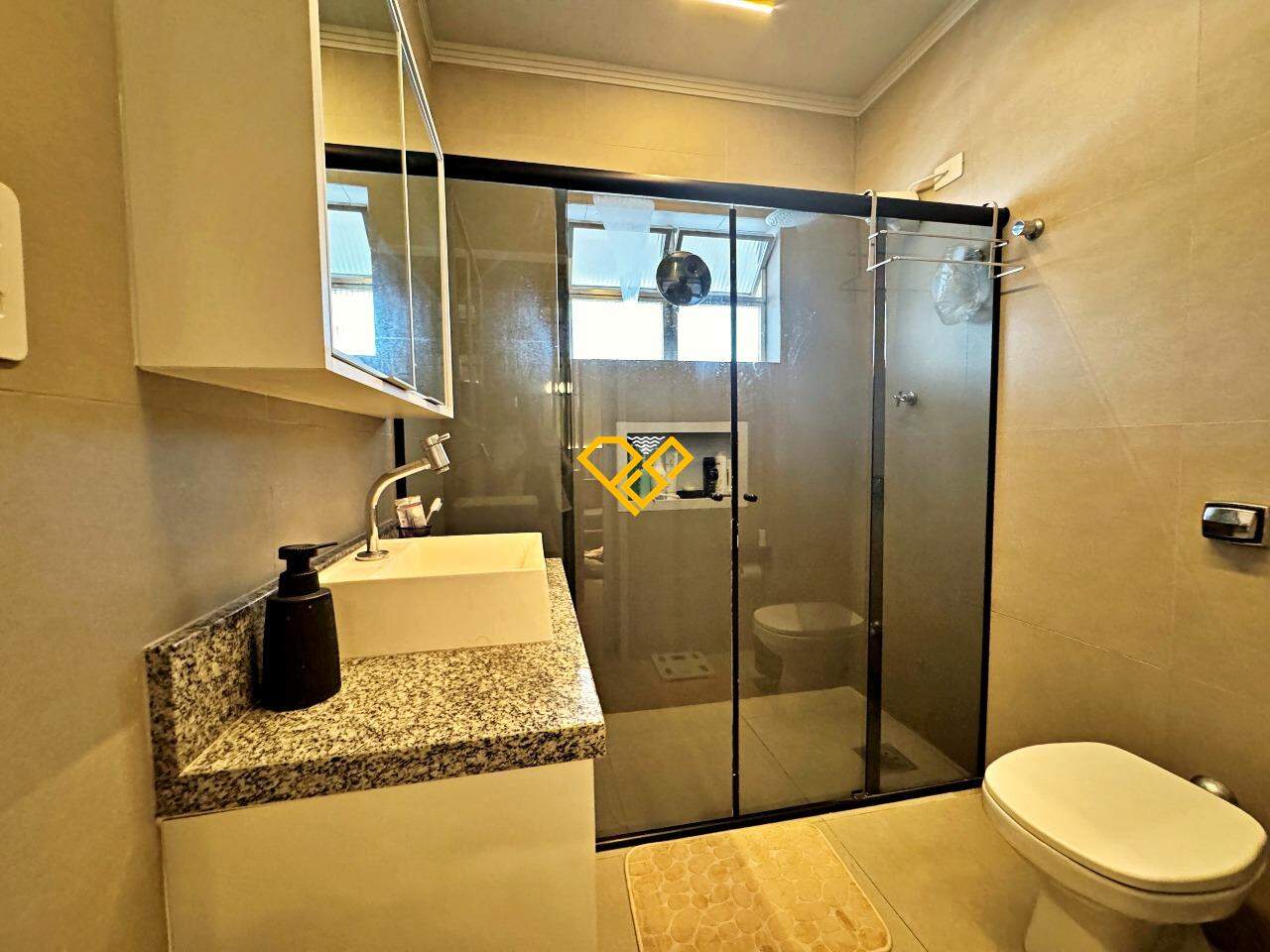 Apartamento à venda no Gonzaga: Wc social